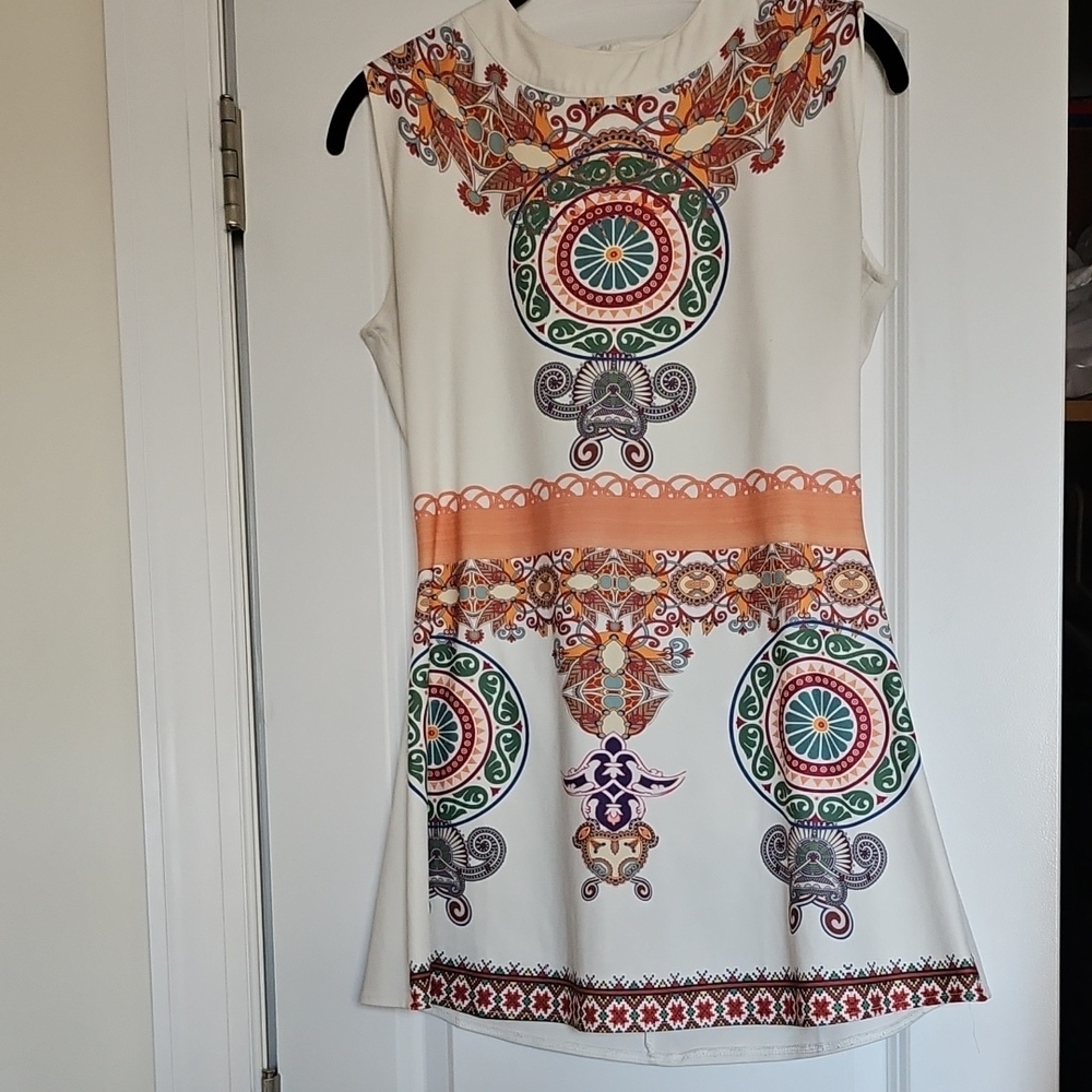 Sleeveless Patterned Top - Multicolor